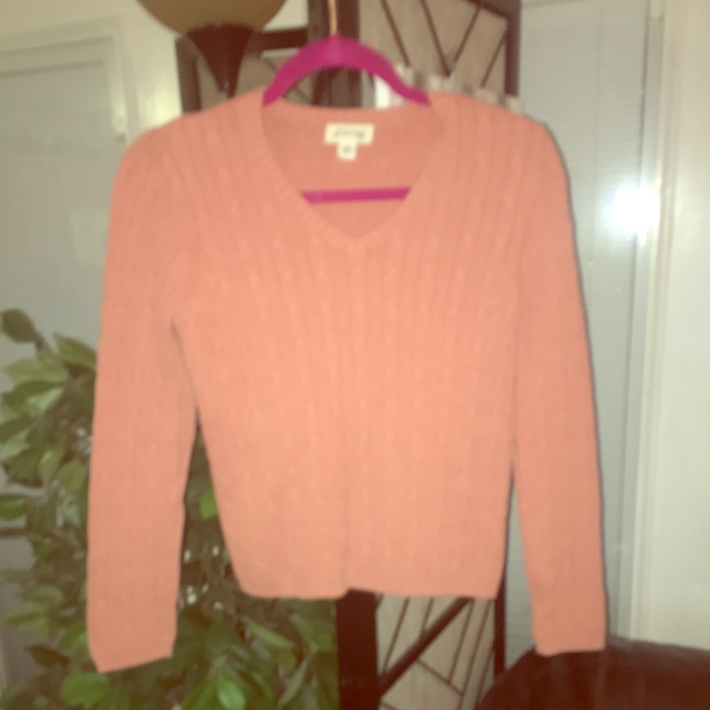 Saint johns bay sweater size medium